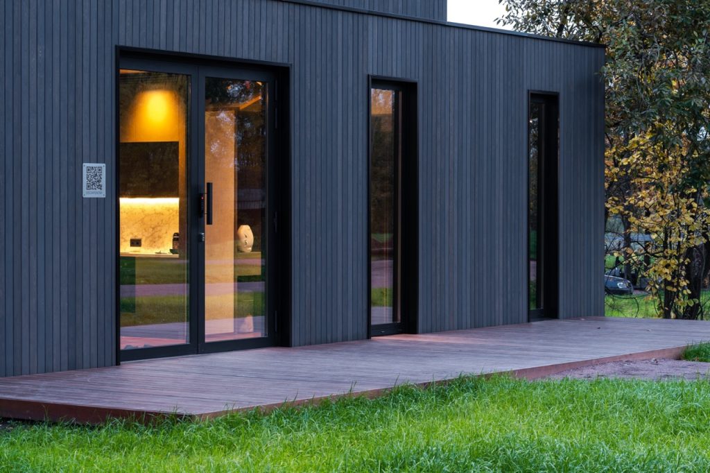 Black and timber modular cabin